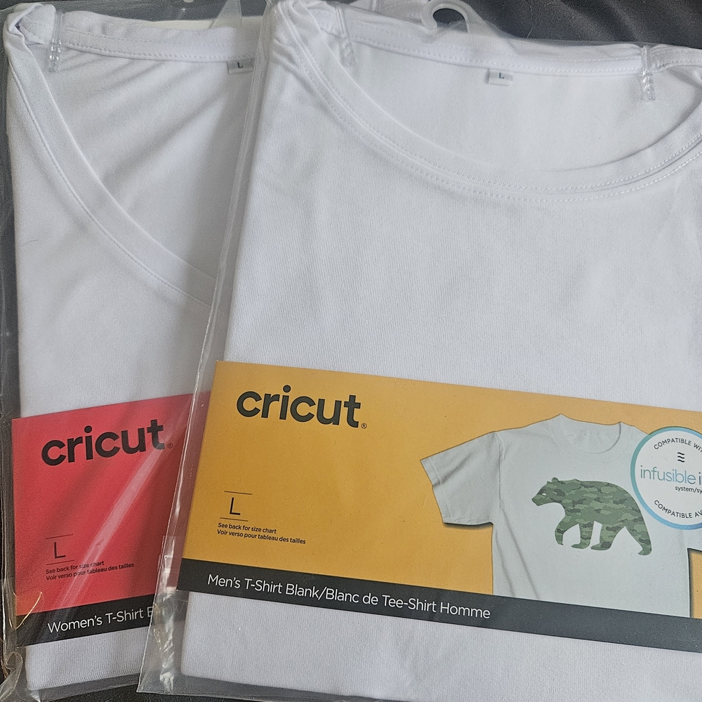 Cricut White T-Shirt Blanks